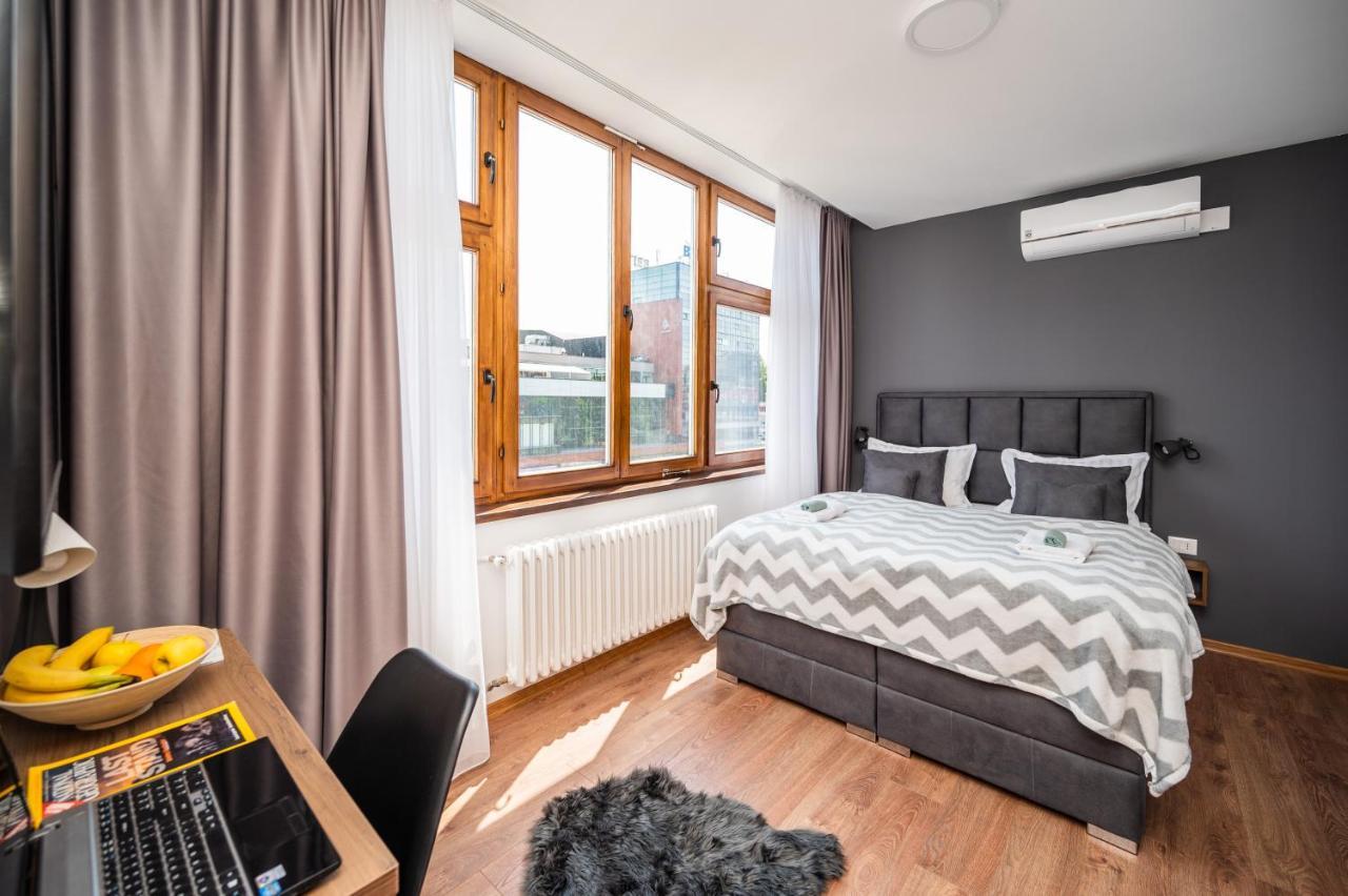 Modern And Bright Apartments - Main Street Saraievo Exterior foto